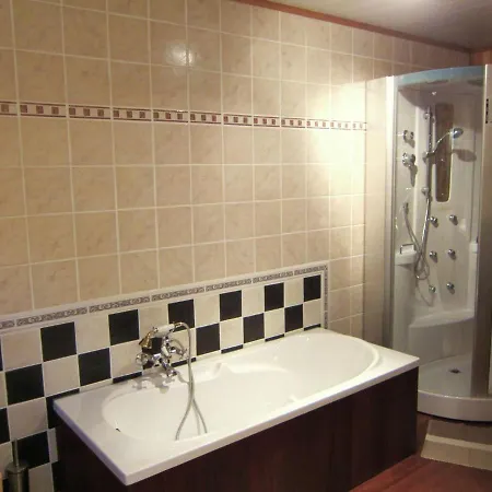 In Cul Des Sarts 펜션 Riezes