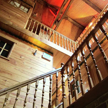 Holiday home Cosy Holiday Home In Cul-Des-Sarts With Terrace Riezes