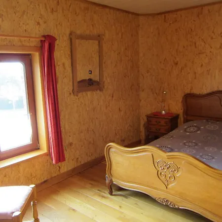 Cosy Holiday Home In Cul-Des-Sarts With Terrace *